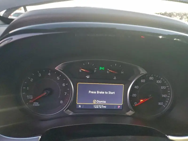 2022 CHEVROLET TRAVERSE LT  