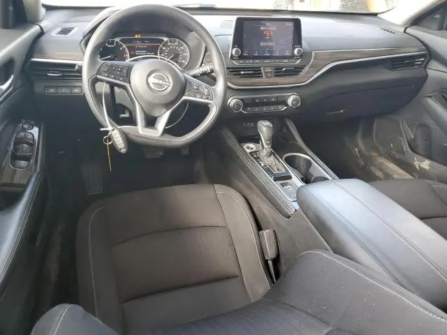 2023 NISSAN ALTIMA SV  