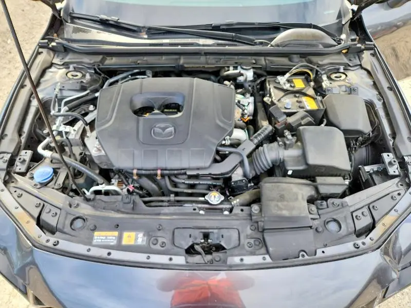 2025 MAZDA 3 PREMIUM  