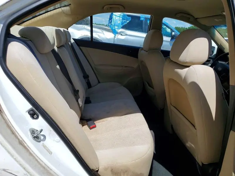 2010 HYUNDAI SONATA GLS  