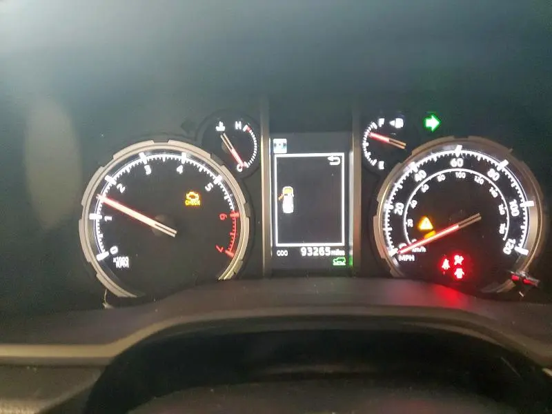 2022 TOYOTA 4RUNNER SR5/SR5 PREMIUM  
