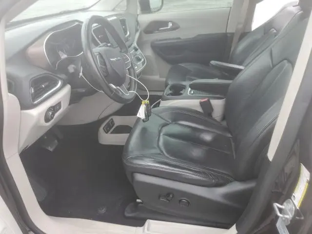 2017 CHRYSLER PACIFICA TOURING L PLUS  