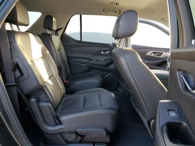 2020 CHEVROLET TRAVERSE LT  