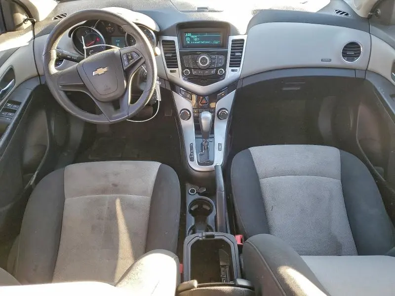 2011 CHEVROLET CRUZE LS  