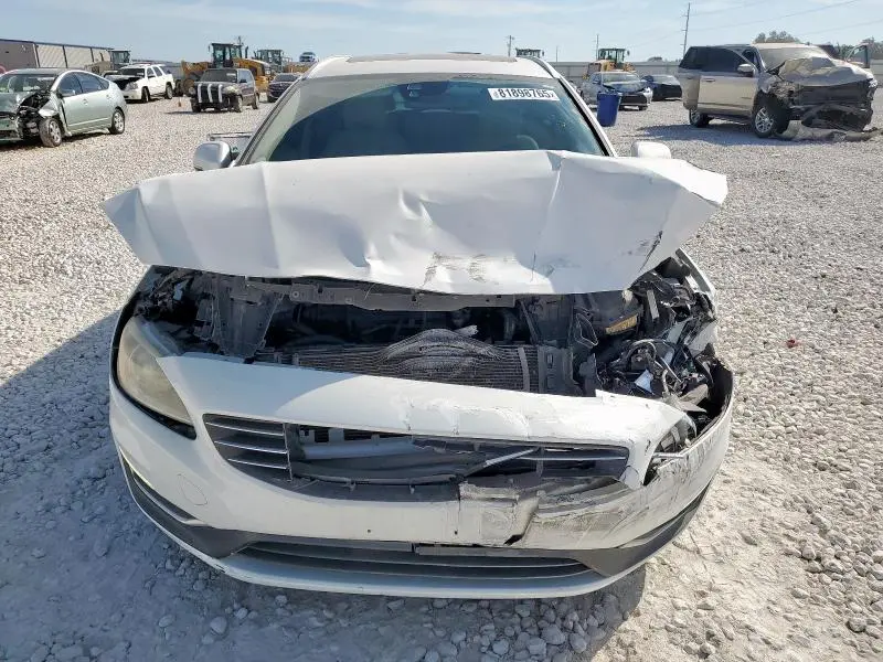 2015 VOLVO V60 PREMIER  