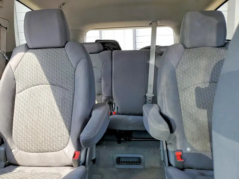 2011 CHEVROLET TRAVERSE LT  