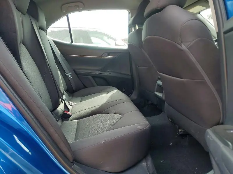 2019 TOYOTA CAMRY   
