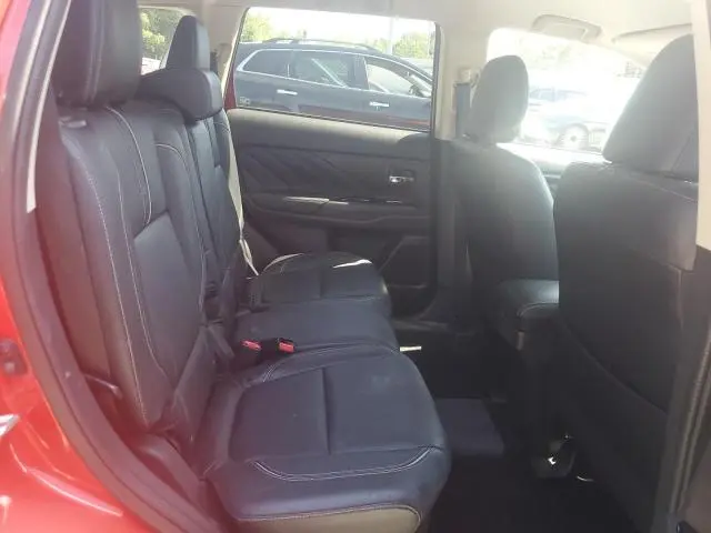 2018 MITSUBISHI OUTLANDER SE  