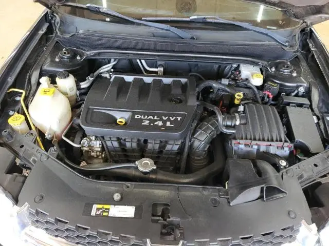 2013 DODGE AVENGER SE  