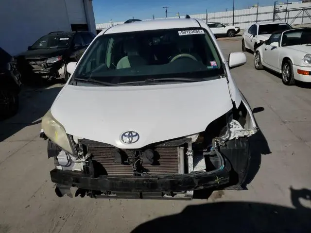 2011 TOYOTA SIENNA LE  