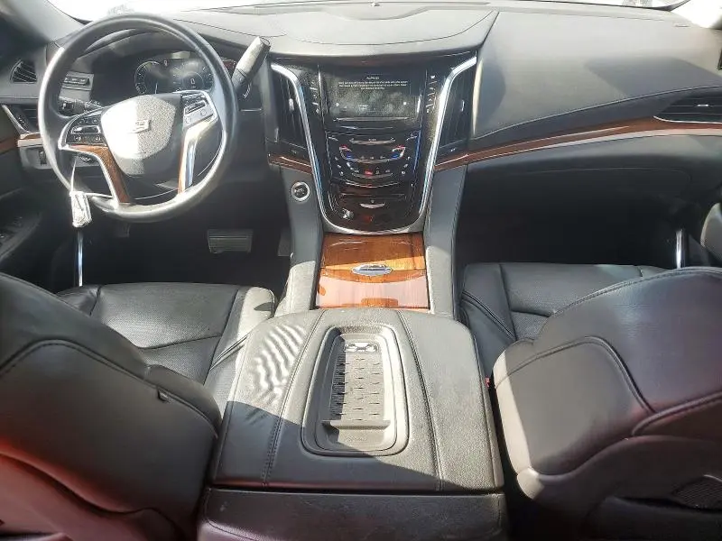 2016 CADILLAC ESCALADE LUXURY  