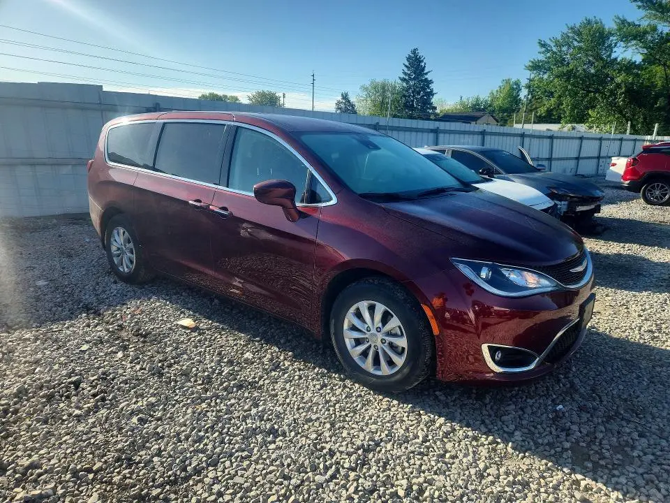 2019 CHRYSLER PACIFICA TOURING PLUS  