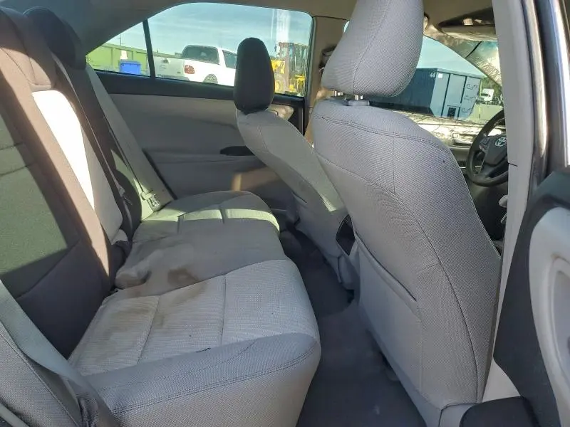 2016 TOYOTA CAMRY LE  