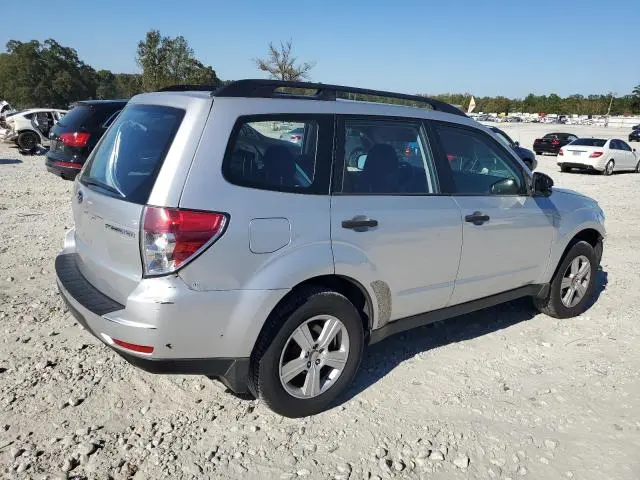 2010 SUBARU FORESTER XS  
