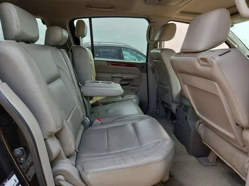 2010 INFINITI QX56 BASE  