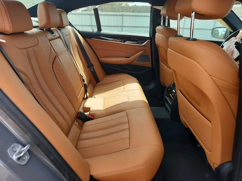 2021 BMW 540 XI  