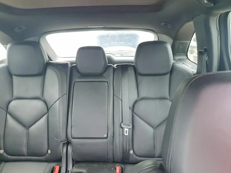 2013 PORSCHE CAYENNE   