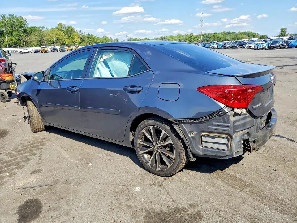 2018 TOYOTA COROLLA SE  