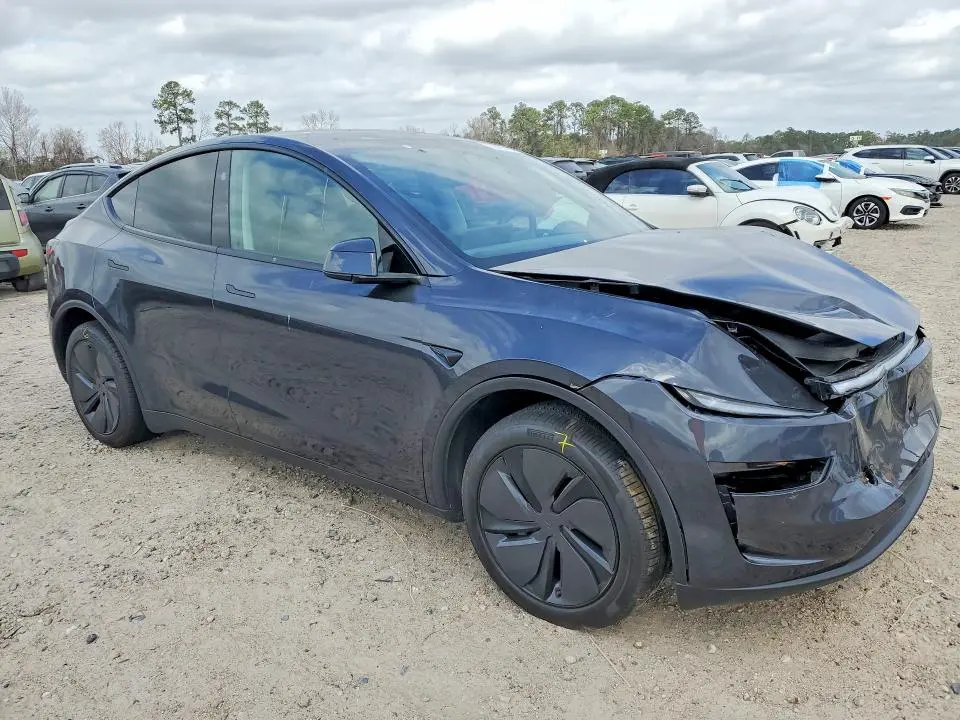 2026 TESLA MODEL Y   