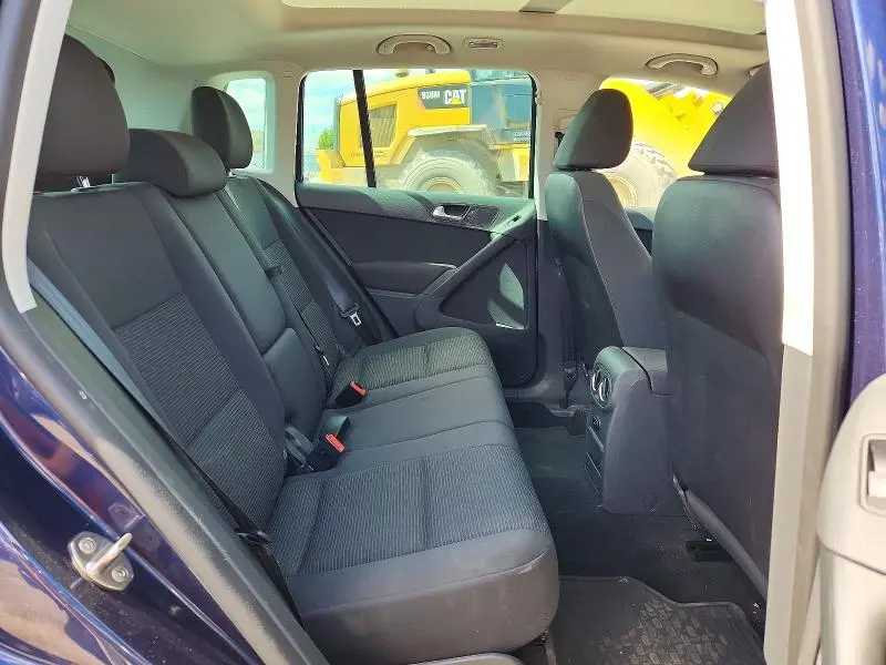 2015 VOLKSWAGEN TIGUAN S  