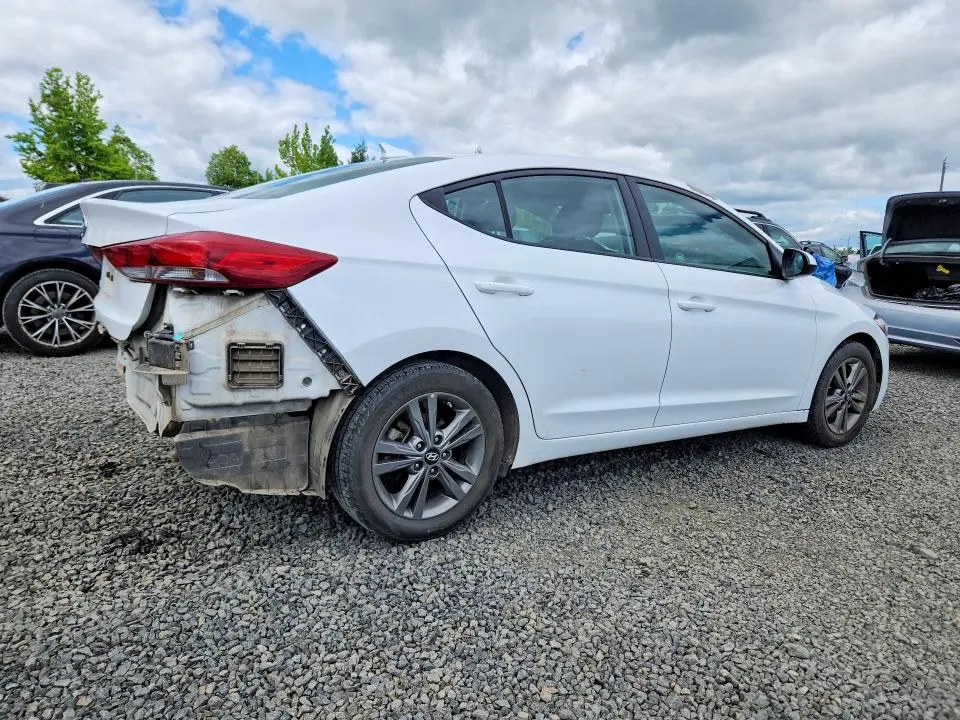 2018 HYUNDAI ELANTRA SEL  