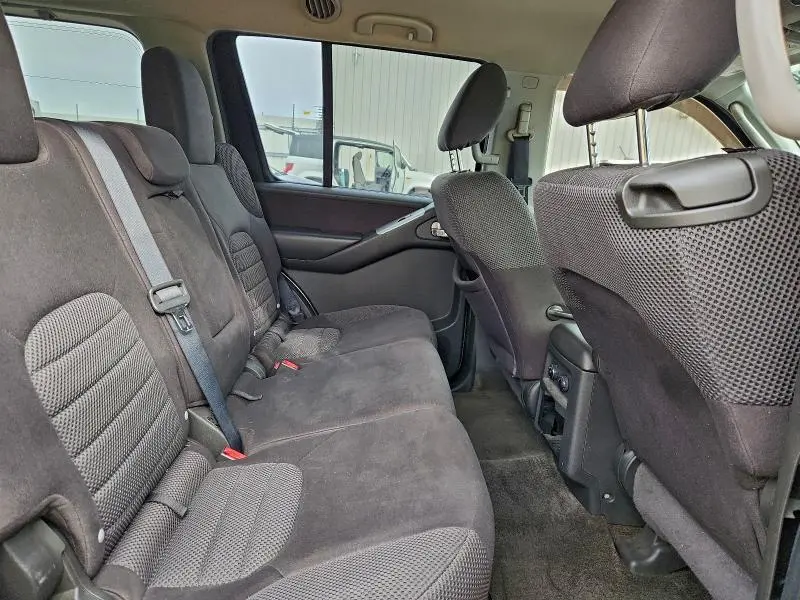2012 NISSAN PATHFINDER S  