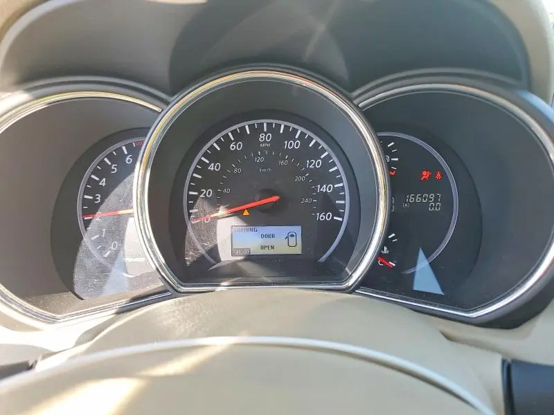 2012 NISSAN MURANO S  