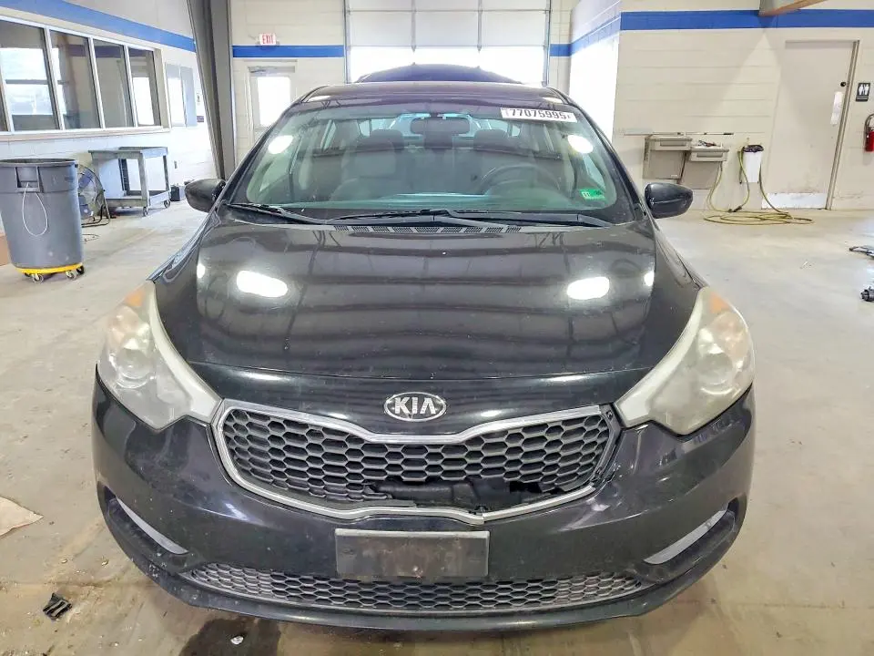 2015 KIA FORTE LX  