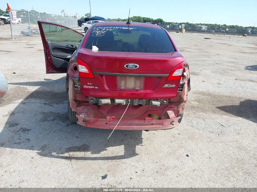 2013 FORD FIESTA SE