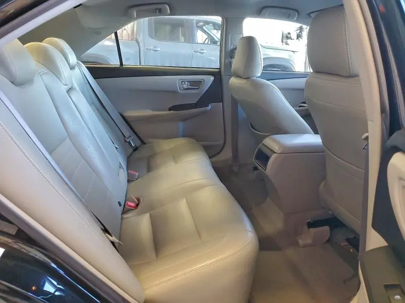 2017 TOYOTA CAMRY LE  