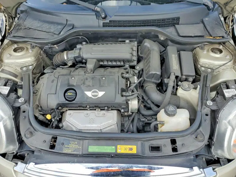 2010 MINI COOPER   