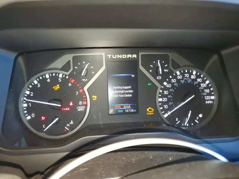 2024 TOYOTA TUNDRA CREWMAX SR5  