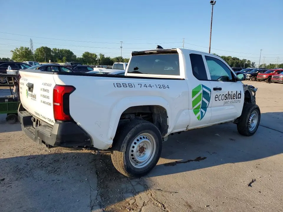 2025 TOYOTA TACOMA SR  