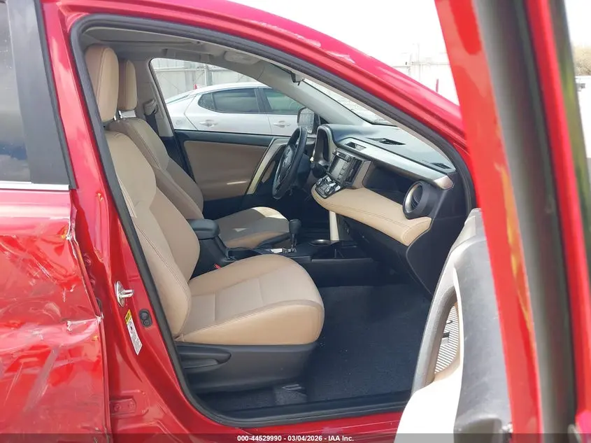 2015 TOYOTA RAV4 XLE