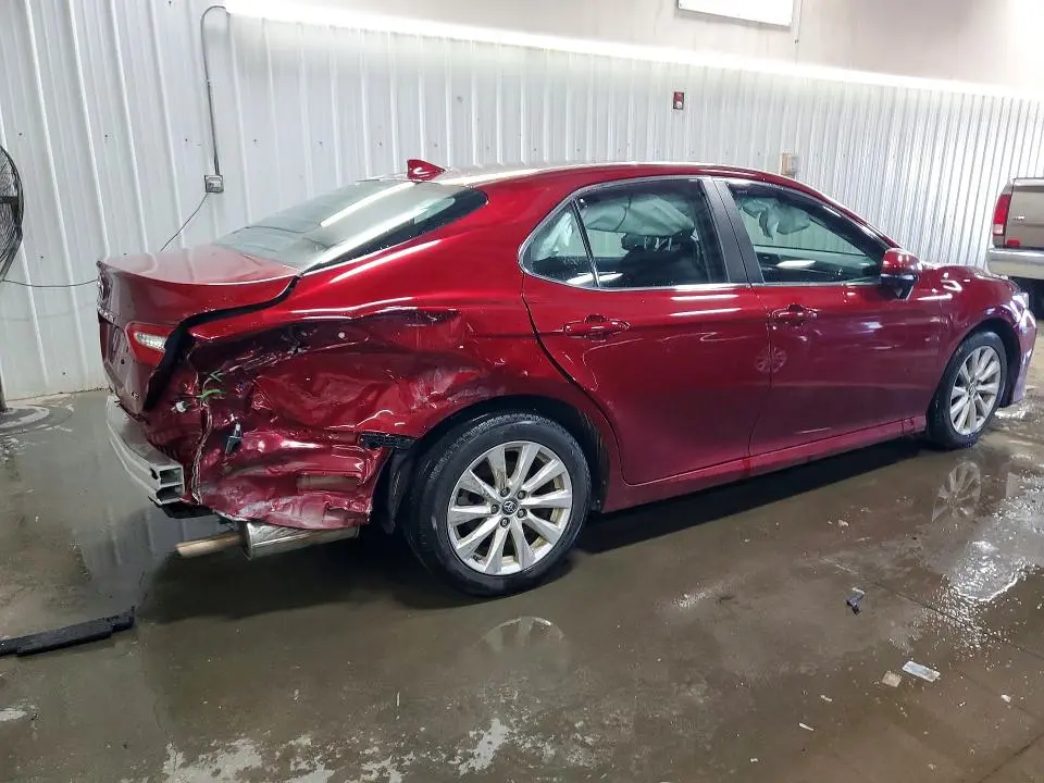 2019 TOYOTA CAMRY LE  