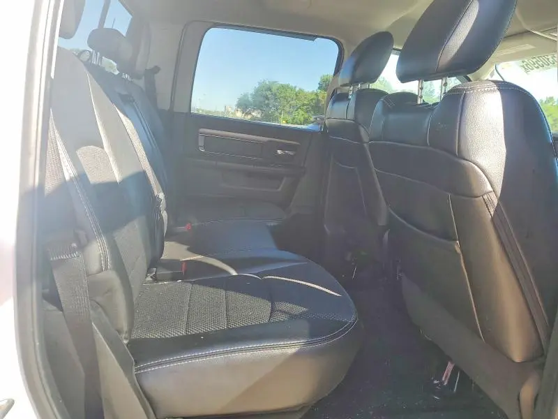 2013 RAM 1500 SPORT  