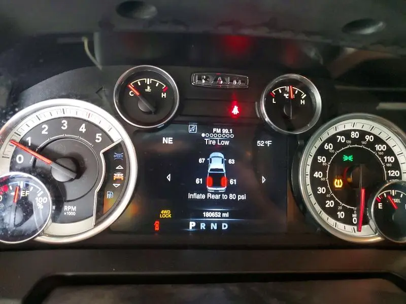 2016 RAM 2500 SLT  