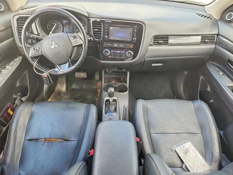 2016 MITSUBISHI OUTLANDER SE  