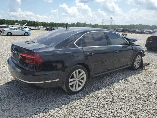 2018 VOLKSWAGEN PASSAT SE  