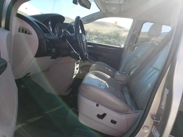 2013 CHRYSLER TOWN & COUNTRY TOURING  