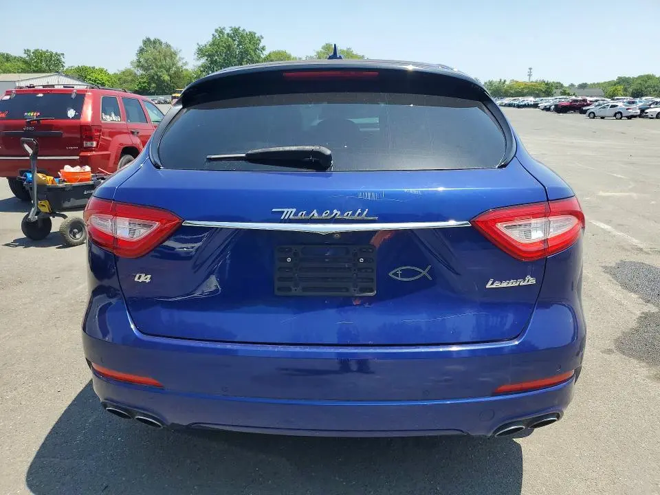 2019 MASERATI LEVANTE   