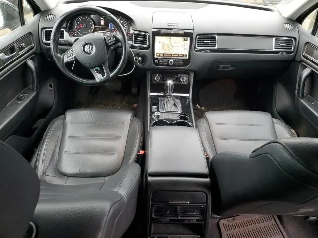 2012 VOLKSWAGEN TOUAREG V6  