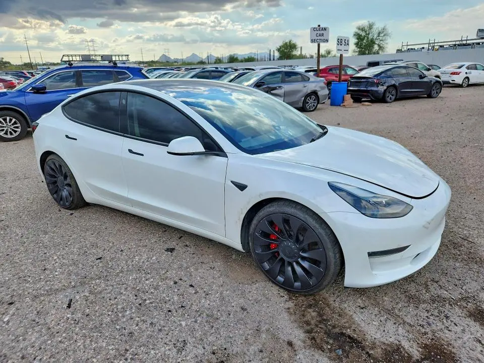2023 TESLA MODEL 3   
