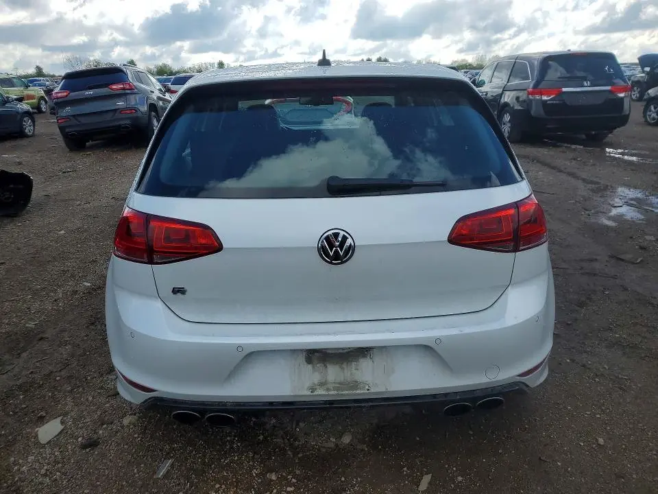 2016 VOLKSWAGEN GOLF R   