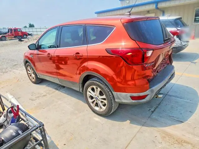 2019 FORD ESCAPE SE  