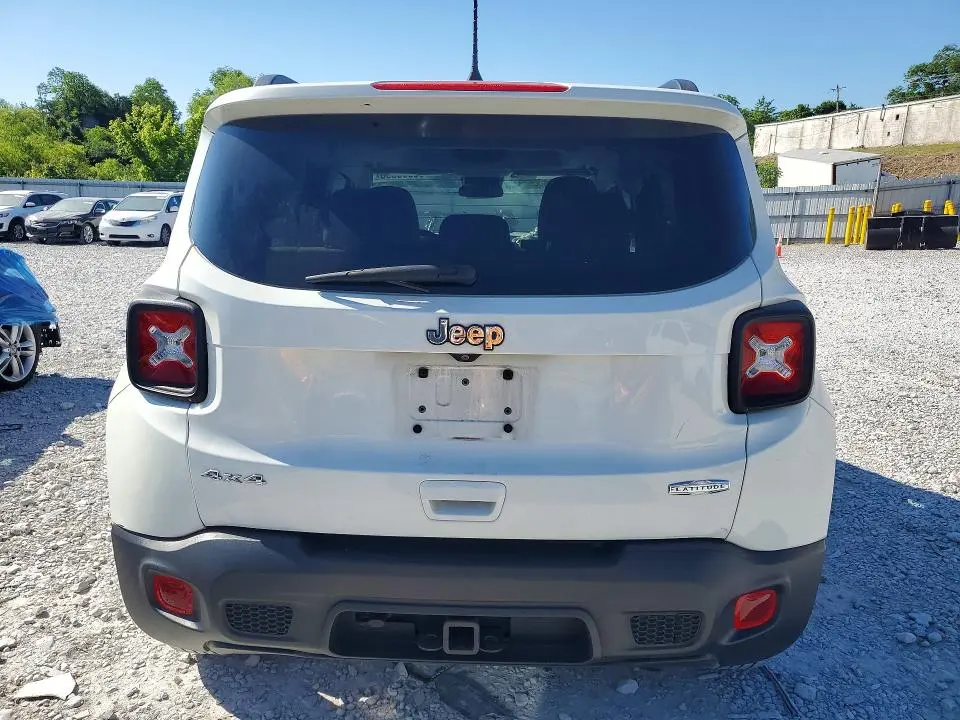 2020 JEEP RENEGADE LATITUDE  