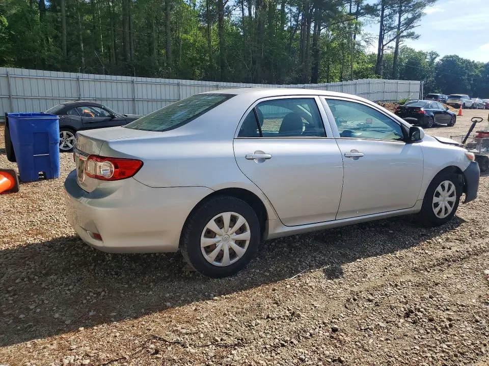 2013 TOYOTA COROLLA L  