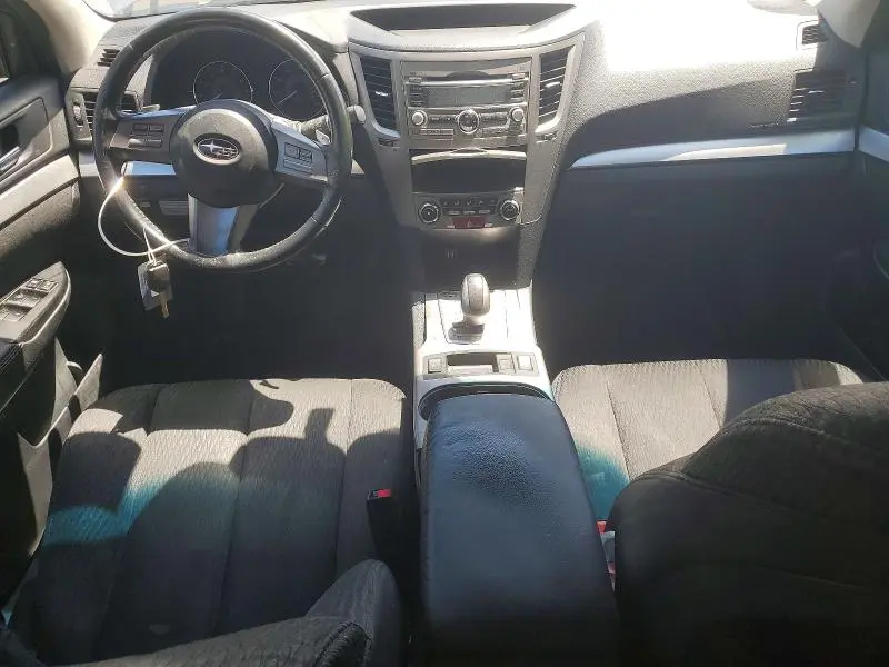 2010 SUBARU OUTBACK 2.5I PREMIUM  