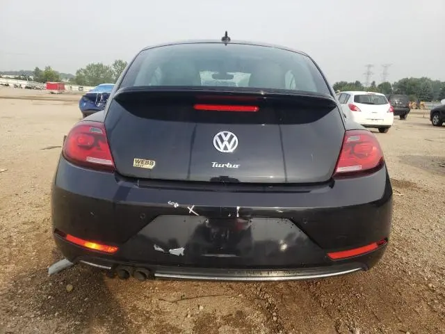 2017 VOLKSWAGEN BEETLE SE  
