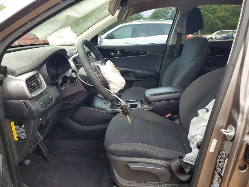 2017 KIA SORENTO L  
